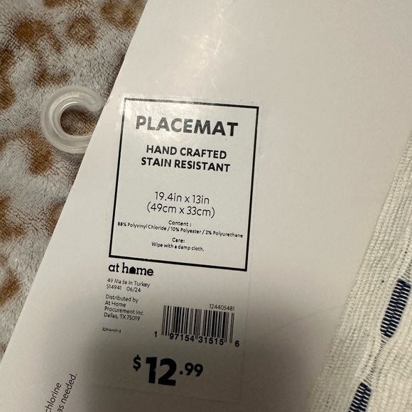 Cotton Table Runner and Napkin Set - White and Blue - Picture 7 of 7